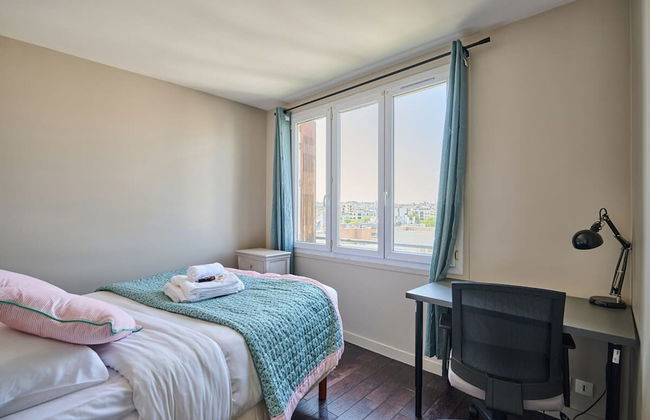 Sublime 2 Bedroom Flat Quai de Seine Eiffel Tower - Photo 7