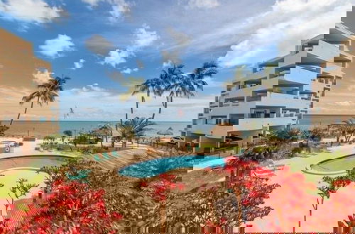 Foto 1 - This Oceanfront Condo Is Absolutely Beautiful. 2 Bedroom Condo by RedAwning
