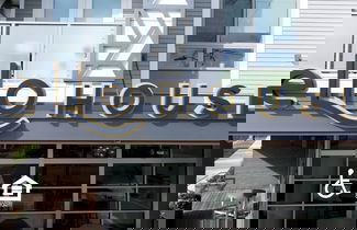 Foto 1 - Ello House