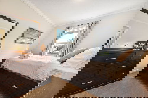 Foto 7 - Sunsets & Serenity: Port Clinton Waterfront Stay 3 Bedroom Home