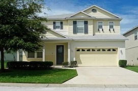 Foto 1 - Pine Forest Chateau 5 Bedroom Home by RedAwning