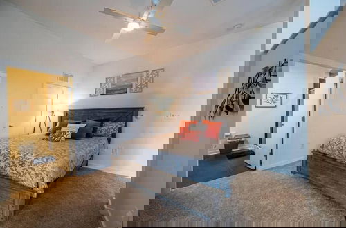 Photo 3 - Modern Luxury Apartment with Gym 410
