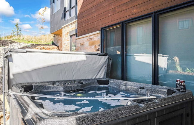Mins to Deer Valley Lift Firepit, Game Room, Views, 5bdr Orion by Avantstay - Foto 49