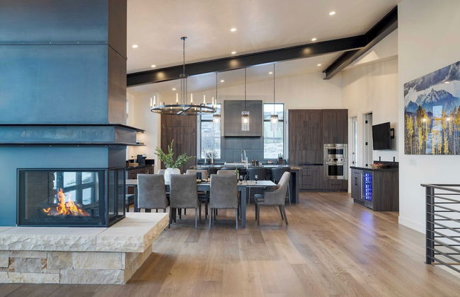 Mins to Deer Valley Lift Firepit, Game Room, Views, 5bdr Orion by Avantstay - Foto 8