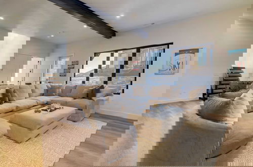 Foto 6 - Orion by Avantstay Luxury 5bdr Ski Home w/ Views Minutes to Deer Valley Lift