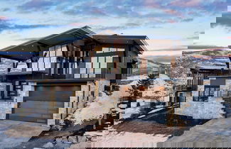 Foto 1 - Orion by Avantstay Luxury 5bdr Ski Home w/ Views Minutes to Deer Valley Lift