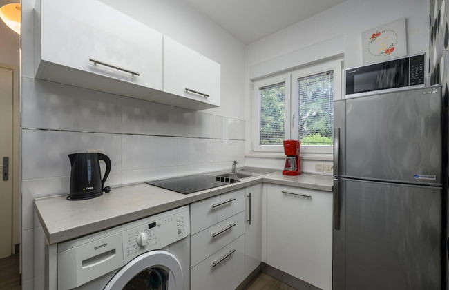 Apartment in Porec Near Sand Beach - Photo 6