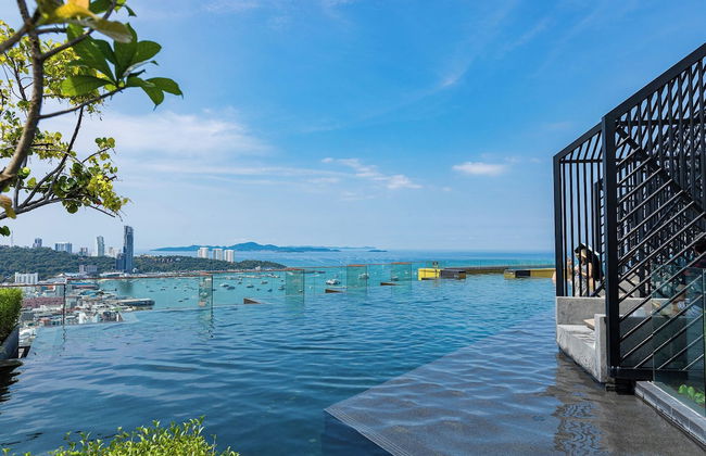 Sea View Edge Central Pattaya - Photo 31