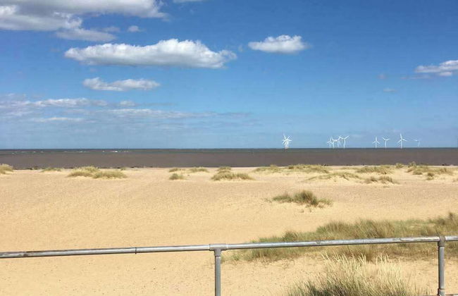 Seaside Chalet /caravan Retreat in Great Yarmouth - Photo 29
