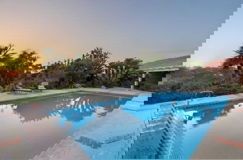 Foto 42 - Rancho Real by Avantstay Private Pool + Hot Tub Luxe Group Retreat