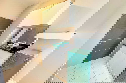 Foto 9 - Good Place And Tidy Studio At Tamansari Prospero Apartment