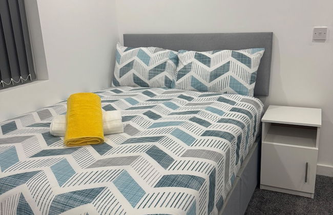1 Bed Flat - Sleeps 2 - Parking - Wifi - Photo 1