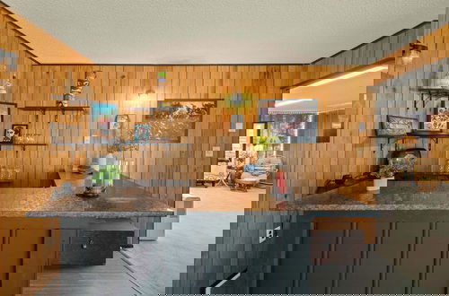 Foto 20 - Mountain Magic by Avantstay Firepit Game Room - Pool Table Foosball