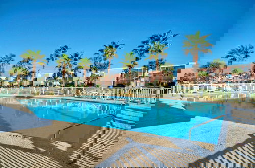 Foto 1 - Rise N Beach by Avantstay Beachfront w Pool