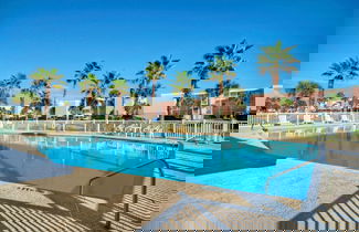 Foto 1 - Rise N Beach by Avantstay Beachfront w Pool