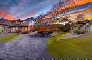 Photo 1 - Forest Ridge Loop by Avantstay Hot Tub Private Community Amenities
