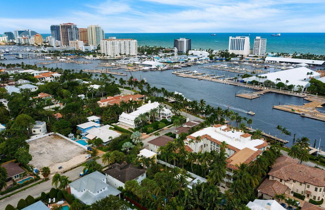 Las Olas Oasis by Avantstay Minutes to the Beach Hot Tub - Foto 52