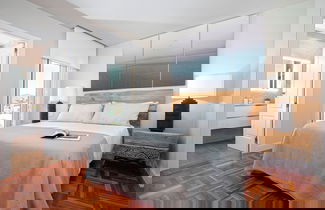 Photo 1 - Genteel Home Elcano Terrace