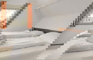 Foto 2 - Lovely Holiday Home on the Water