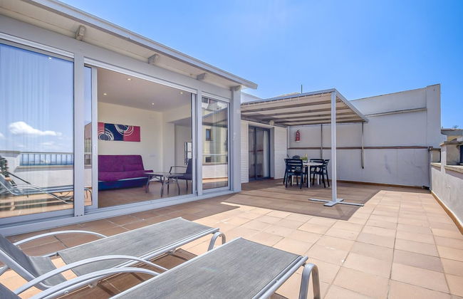 Centrally Heated Apt. in Roses - Foto 1