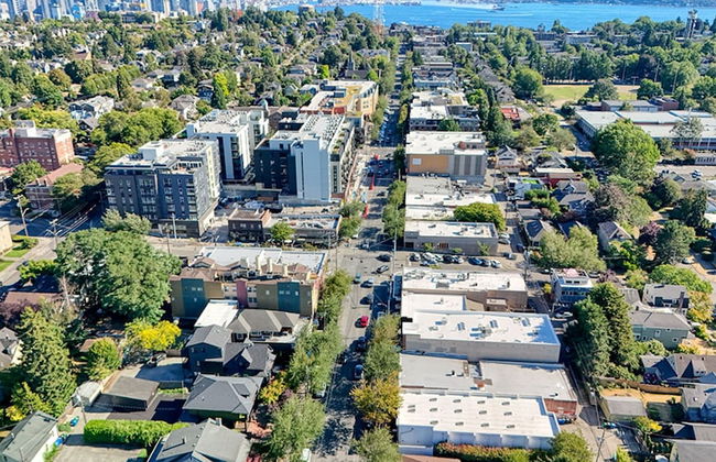 Walker’s Delight on Queen Anne - Photo 43