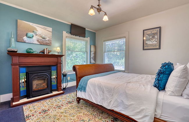 Walker’s Delight on Queen Anne - Photo 5