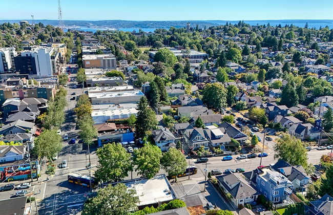 Walker’s Delight on Queen Anne - Photo 44