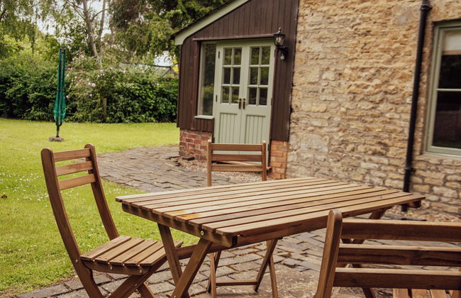The Falcon Cottages - Foto 12