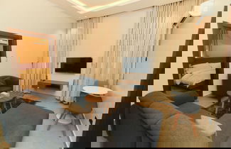 Foto 1 - AJs Serenity Suites