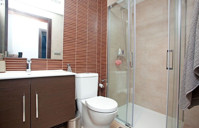Spacious Apartment With Garden - Foto 14