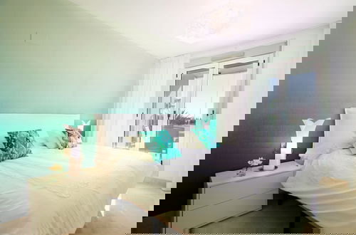 Foto 3 - Spacious Apartment With Garden