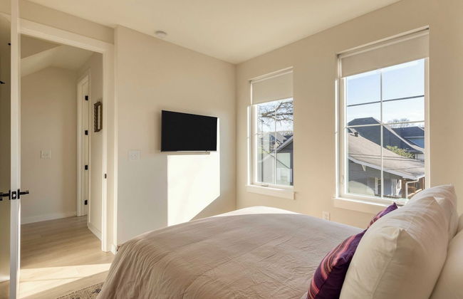 Sleeps 24! 3 Modern 4bdr Townhomes w/ Covered Patios Nashville Group Retreat - Foto 23