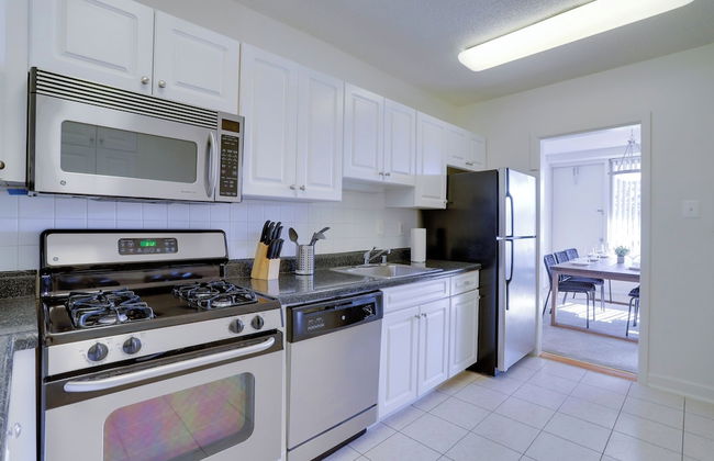 Spacious 2BR Apartment in Crystal City - Foto 11