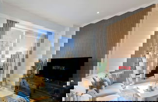 Photo 1 - High Floor Lux 2BR nr Top Golf Dubai Marina JLT