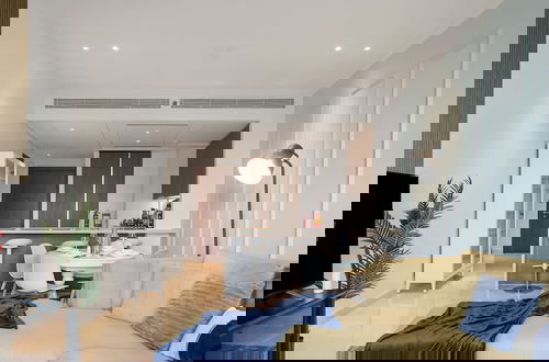 Photo 11 - High Floor Lux 2BR nr Top Golf Dubai Marina JLT
