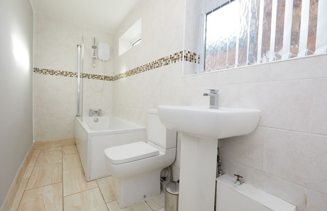 2 Bed Derby House- Parking - Rolls Royce - Foto 19