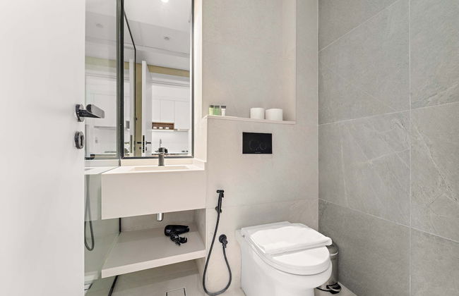 Modern Studio in Al Furjan With Pool gym and Game - Photo 4