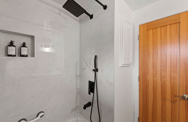 Joyful Kirkland Home, Near Beach, Hot Tub & AC - Foto 12