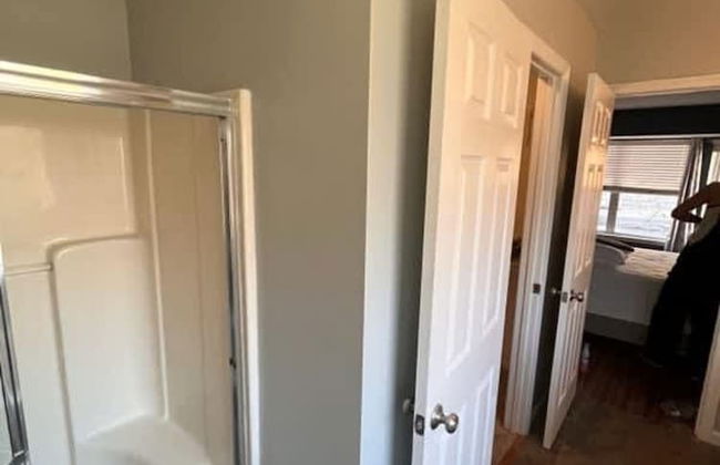 Remodeled and Inviting Free EV Charging Station Level 2 - Foto 60
