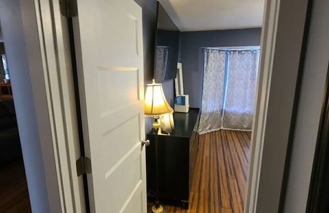 Remodeled and Inviting Free EV Charging Station Level 2 - Foto 52