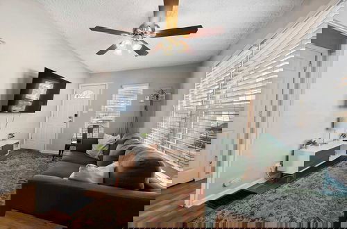 Foto 9 - The Cozy Bellows Retreat for 4