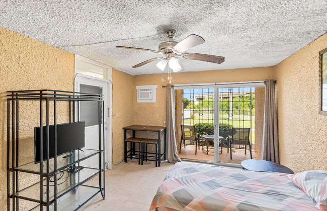 Not Only You Have A View 1 Bedroom Condo by RedAwning - Photo 3