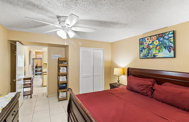 Not Only You Have A View 1 Bedroom Condo by RedAwning - Photo 5