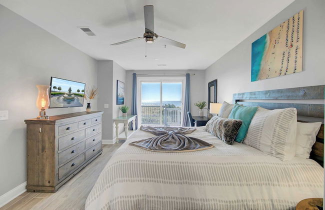 Beachfront 3bdr Condo w/ Pool & Deck Ocean Views Ocean Blvd #102 by Avantstay - Foto 12