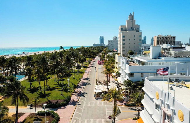 Beachfront 3bdr Condo w/ Pool & Deck Ocean Views Ocean Blvd #102 by Avantstay - Foto 37