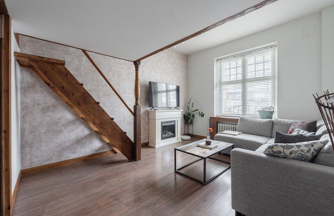Historical Downtown Home with Parking and Steam Sauna - Foto 14