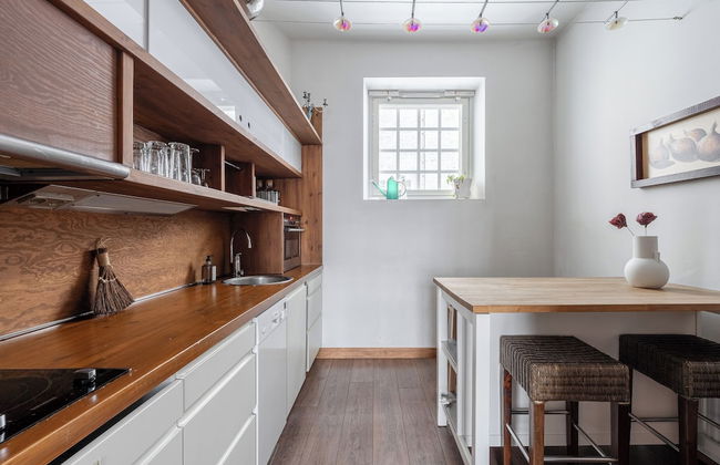 Historical Downtown Home with Parking and Steam Sauna - Foto 8