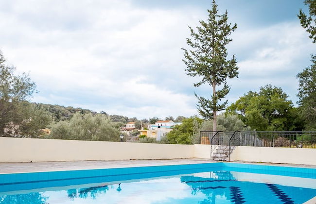 Halases Panorama Villa pvt Pool - Photo 45