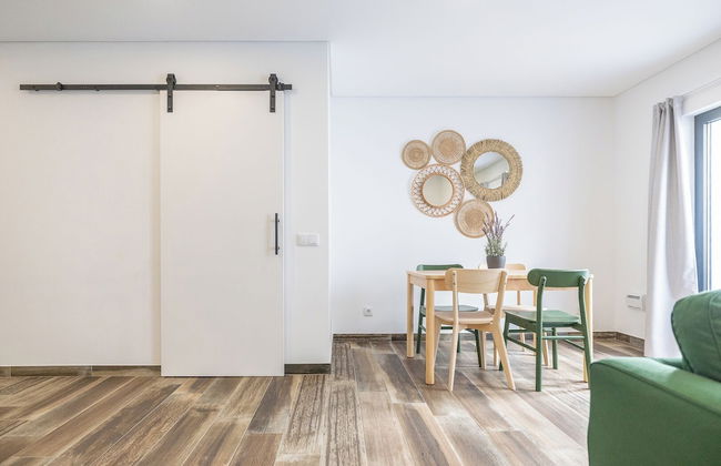 Roots Apartments - Photo 8