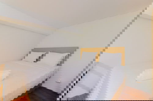 Photo 3 - Elegant And Nice Studio At Apple 1 Condovilla Apartment